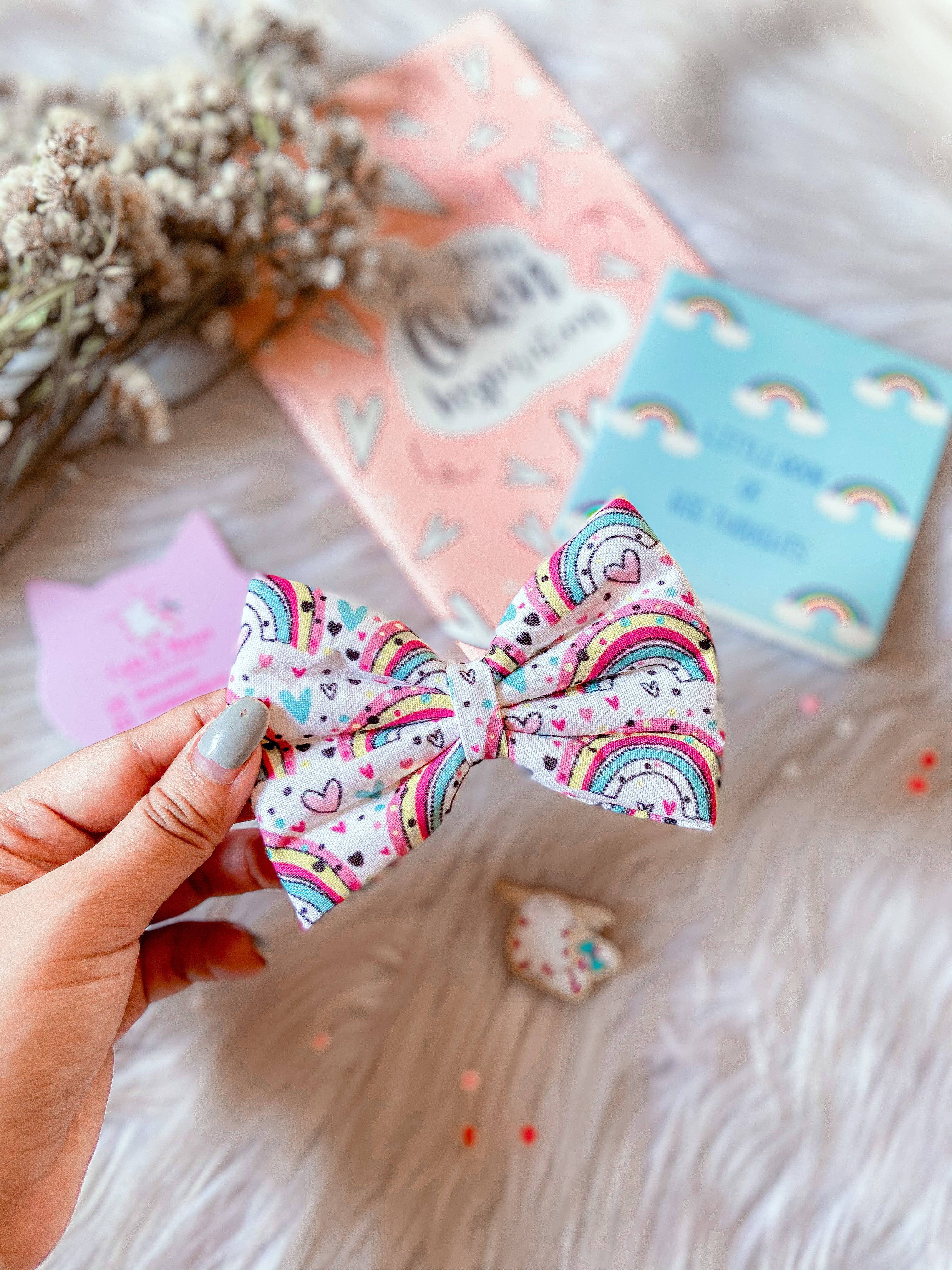 Bright Rainbows Clip Cats&Bows