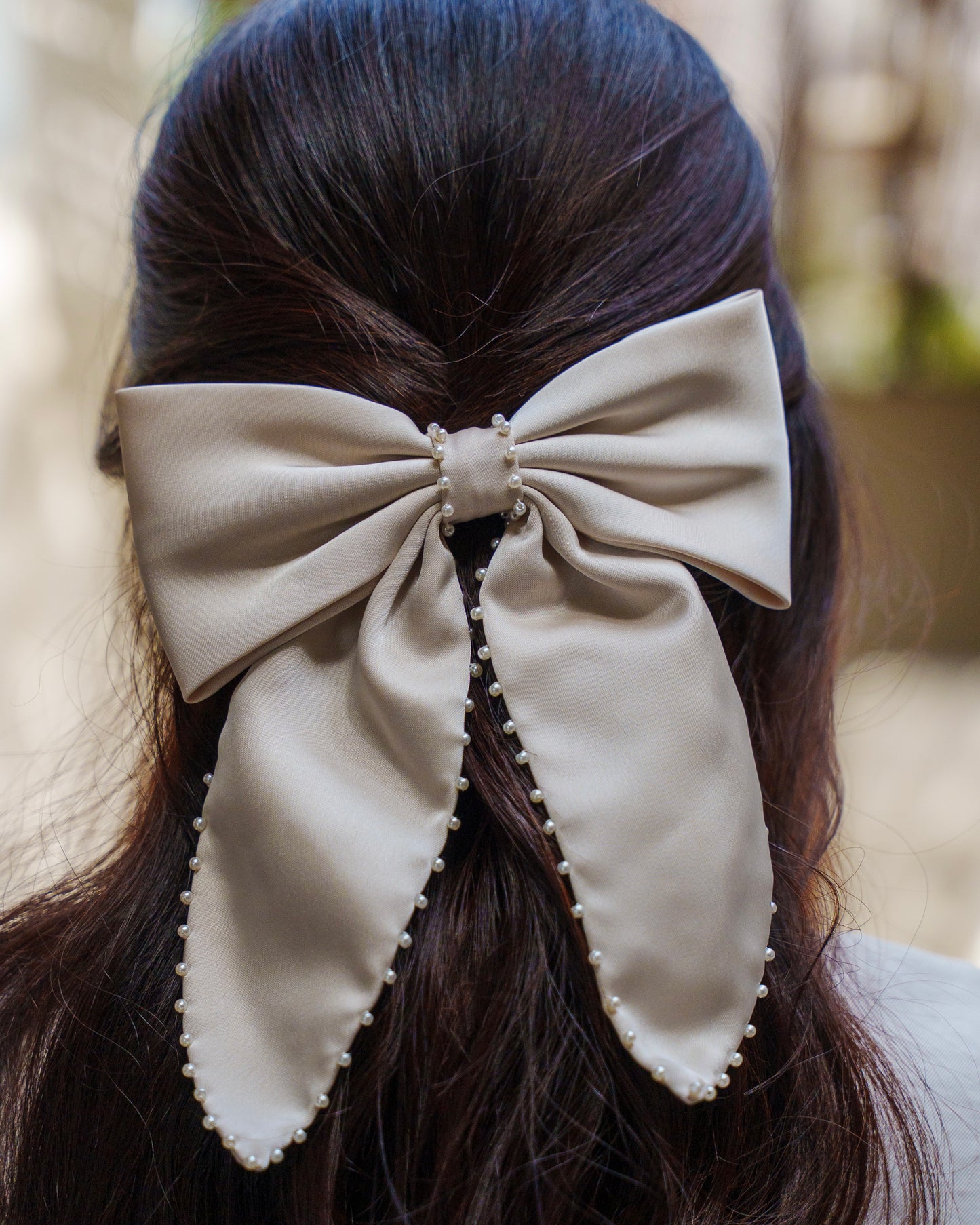 LYNETTE - Creme Satin Parisian Bow