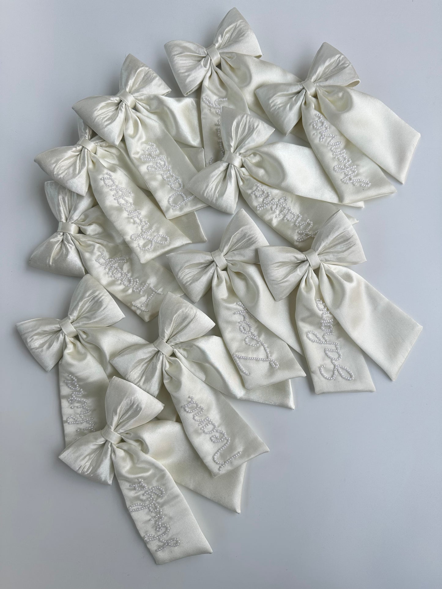 Personalized Name - Pearl on Satin Bow (Offwhite/Ivory)