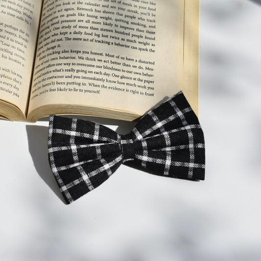 B/w check - Sleek Classic hair Bow