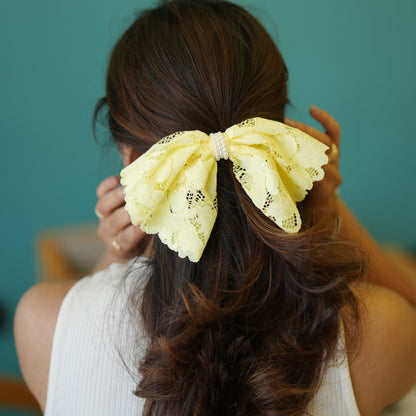 Droopy Lace Bow - Yellow