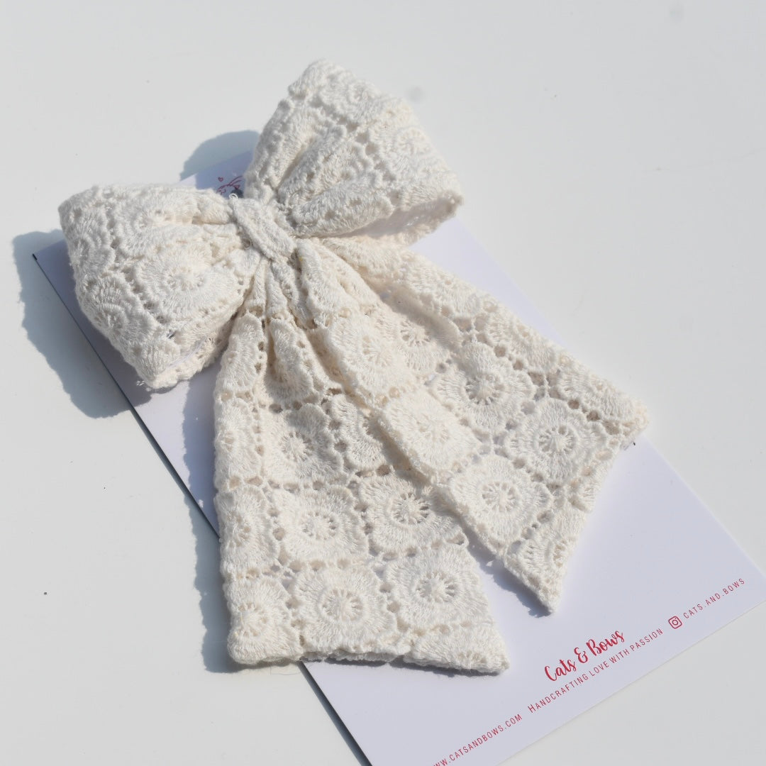 Lacely white - Midi Tail Hair Bow