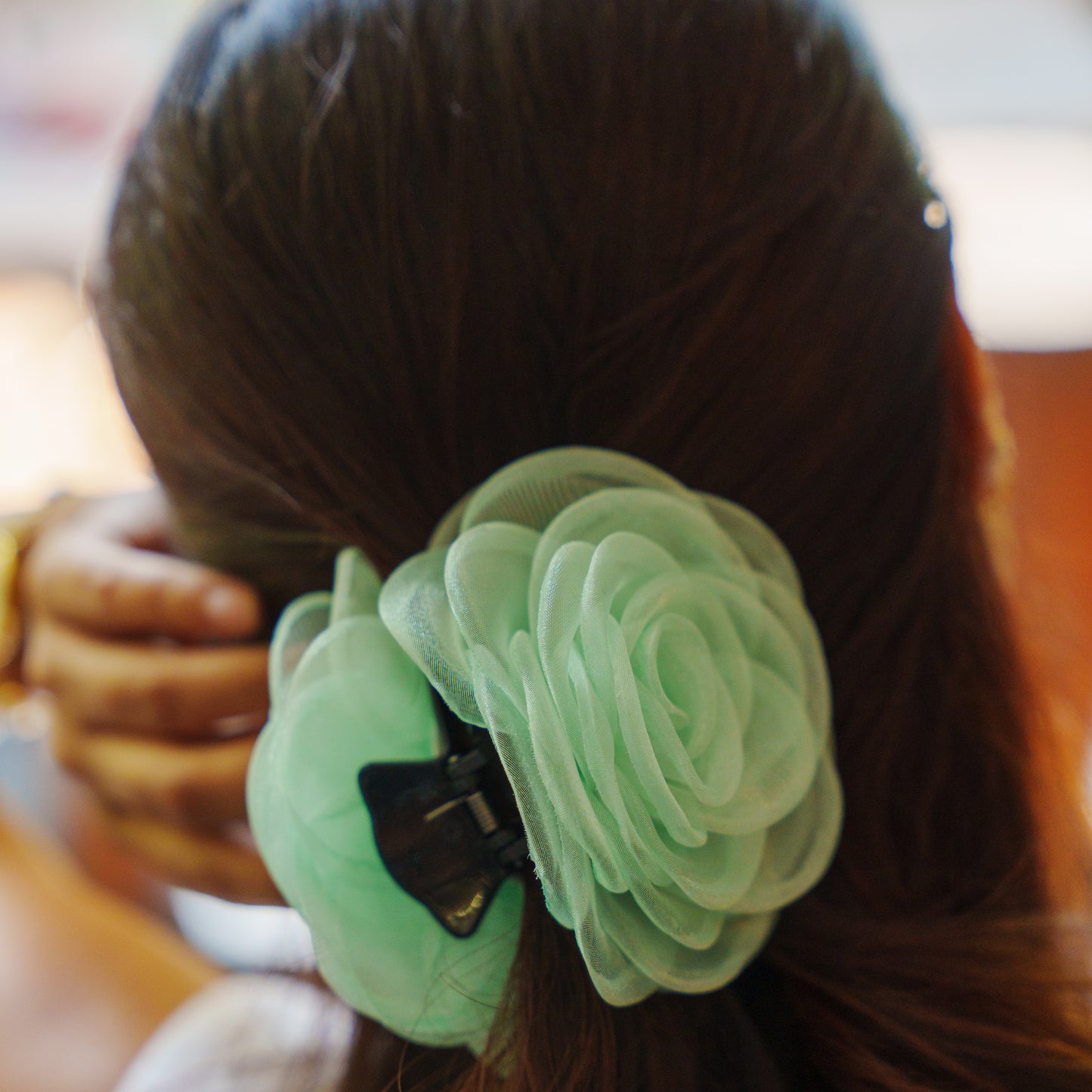 Rosa Mint  - Flower Hair Claw Clip