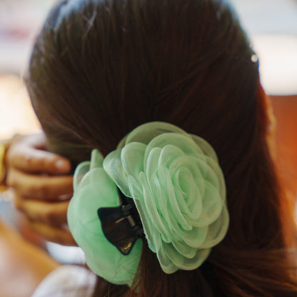 Rosa Mint  - Flower Hair Claw Clip