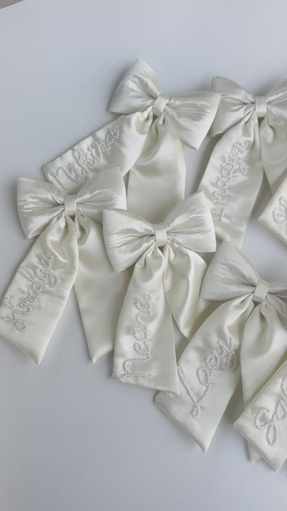 Personalized Name - Pearl on Satin Bow (Offwhite/Ivory)