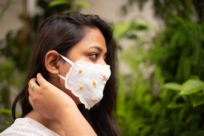 Daisy Face Mask