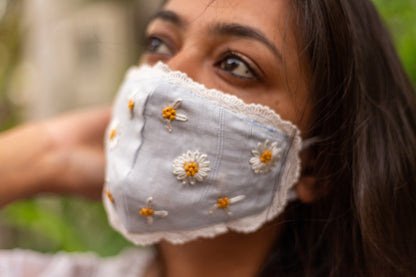 Daisy Face Mask